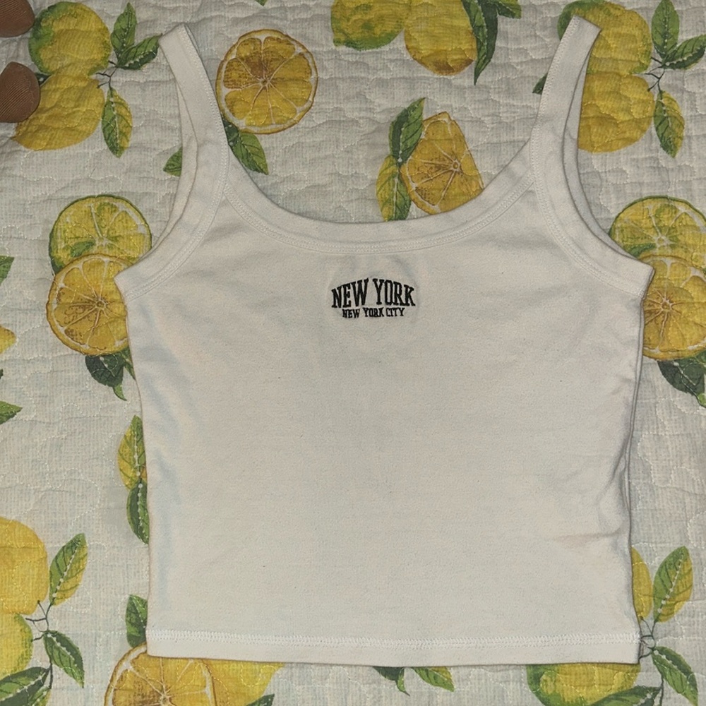 “New York” “ New York City” Forever 21 cropped tank top